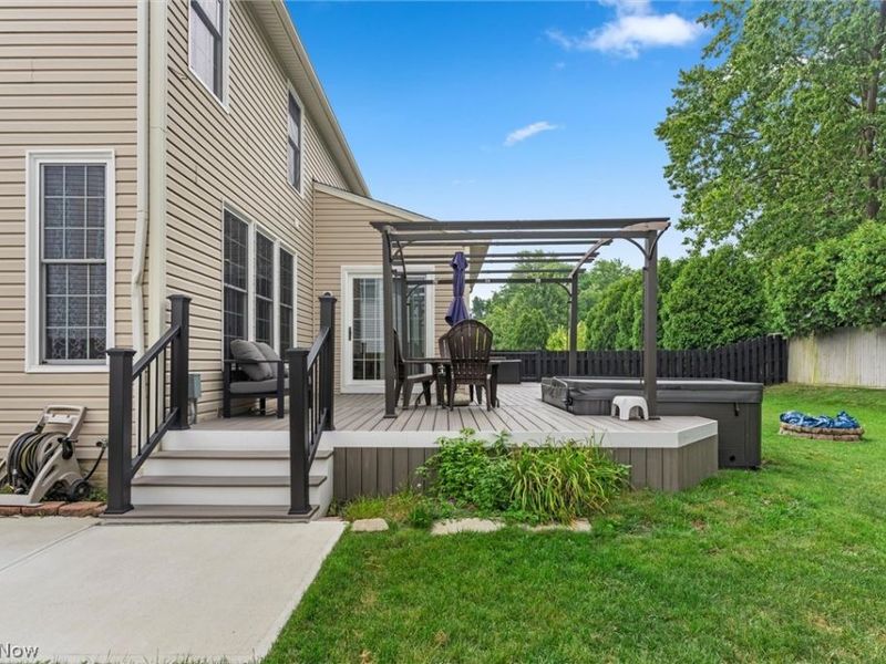 137 Colonial Drive , Painesville, OH 44077 Photo 43
