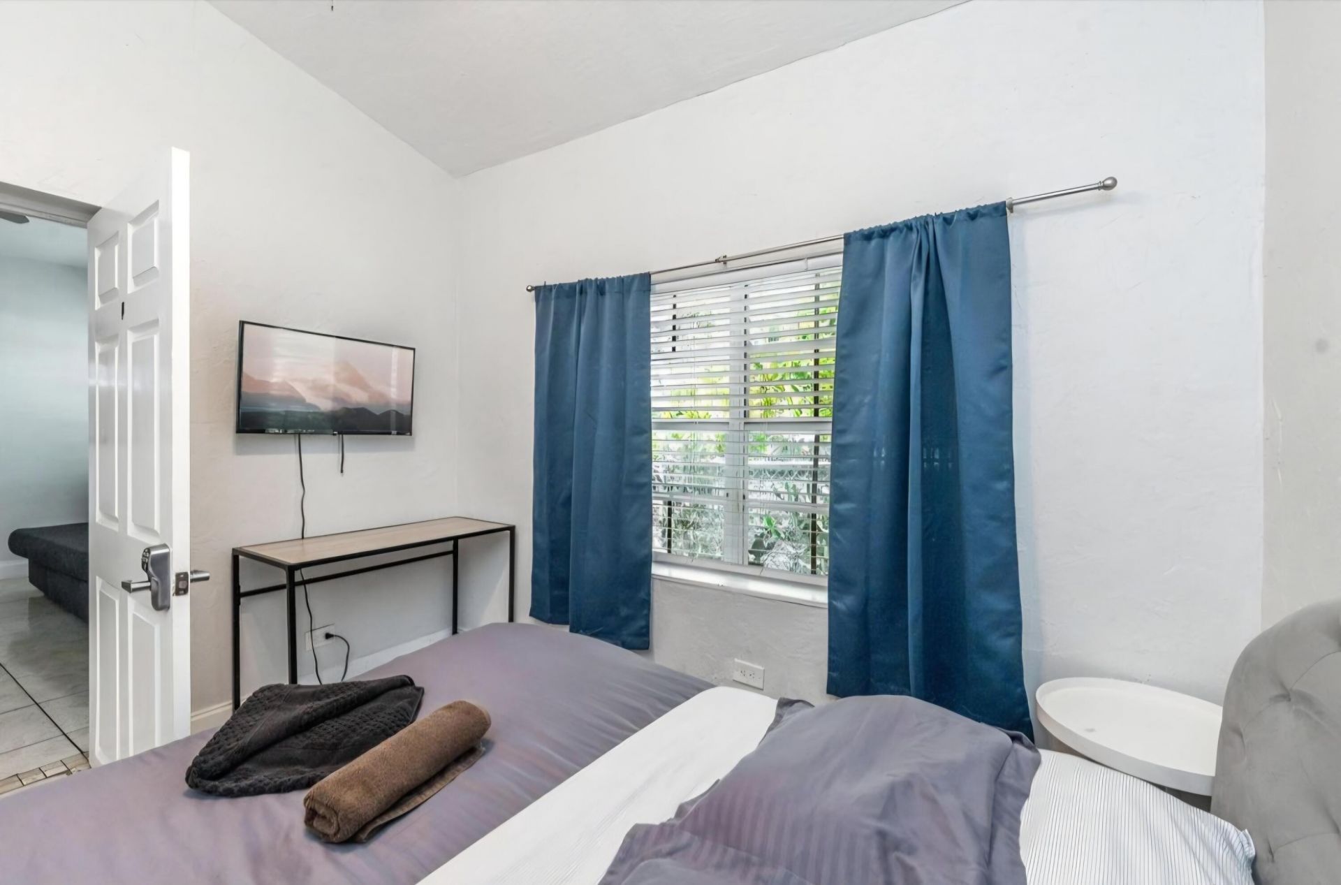 3401 SW 48th Avenue, Hollywood, FL 33023 Photo