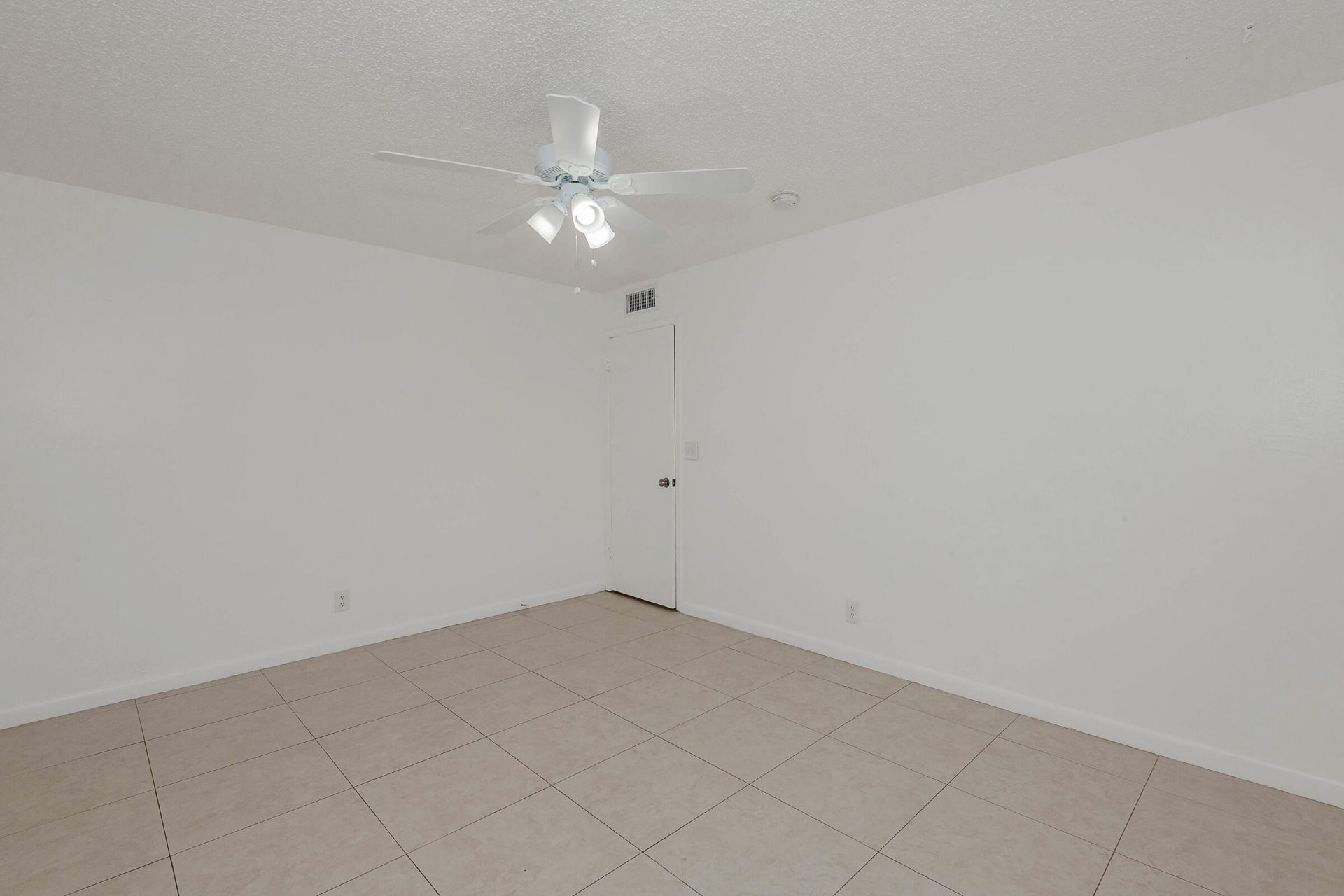 8830 W Sample Road, Unit 3, Coral Springs, FL 33065 Photo