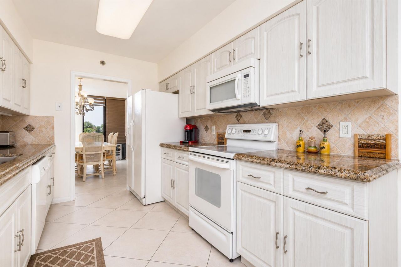 1401 S Ocean Boulevard, Unit 2030, Boca Raton, FL 33432 Photo