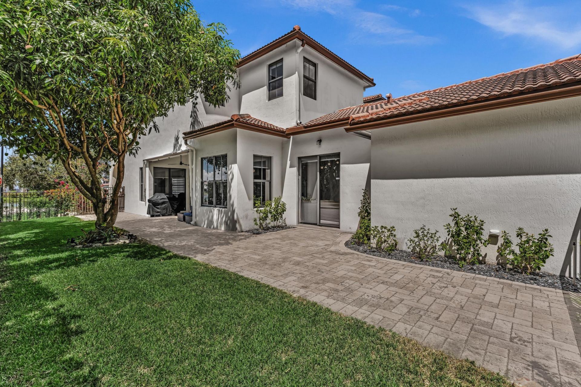 8289 NW 38th Street, Cooper City, FL 33024 Photo