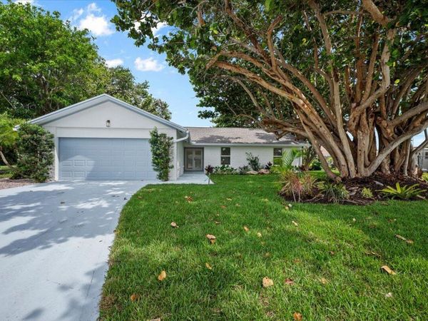 48 Wingo Street, Tequesta, FL 33469
