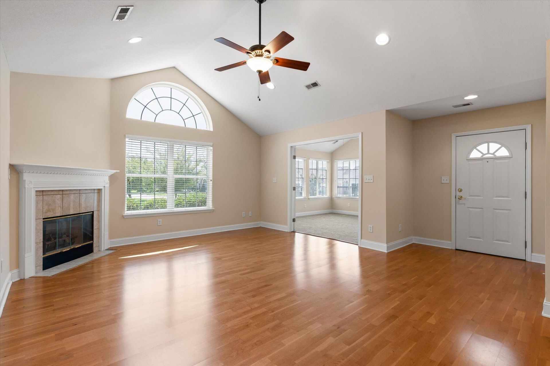 2434 Baskette Way, Chattanooga, TN 37421 Main Photo