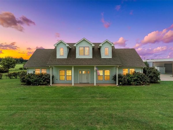 3825 Chappel Hill Road , Waco, TX 76705
