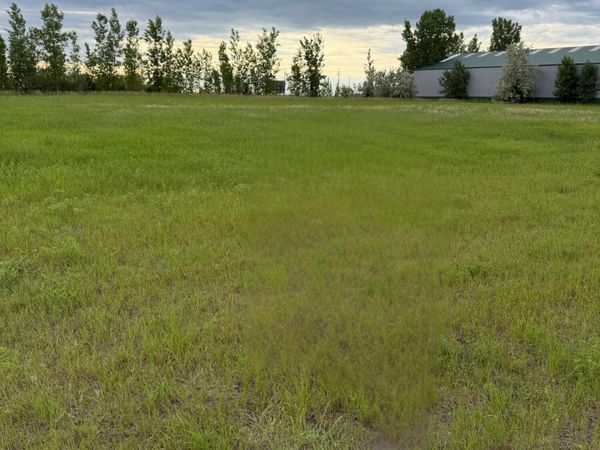2597 44TH Street N, Grand Forks, ND 58203