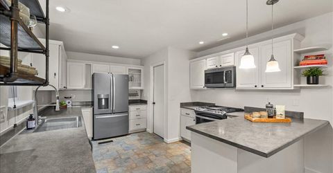 3955 Kings Row, Reno, NV 89503 Photo