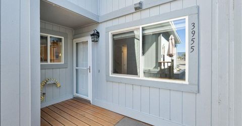 3955 Kings Row, Reno, NV 89503 Photo