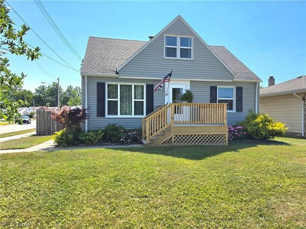 230 E 288th Street , Willowick, OH 44095