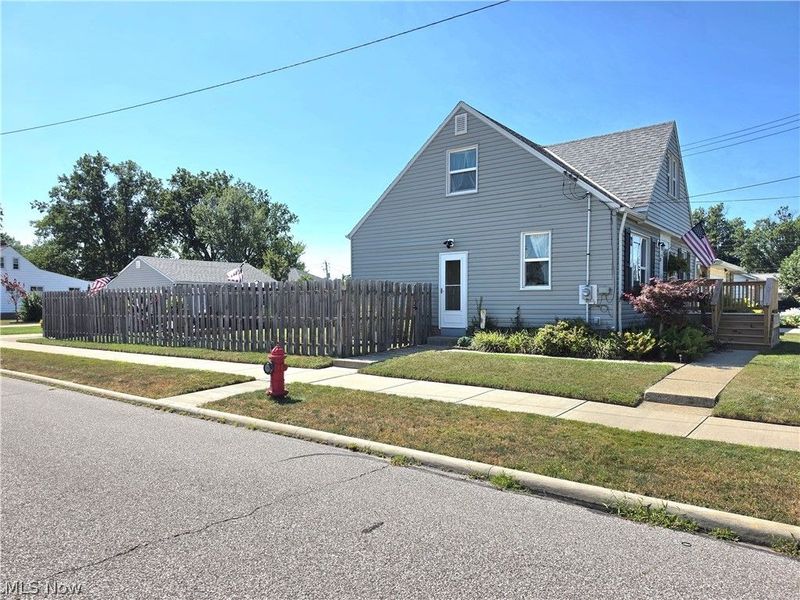 230 E 288th Street , Willowick, OH 44095 Photo 10