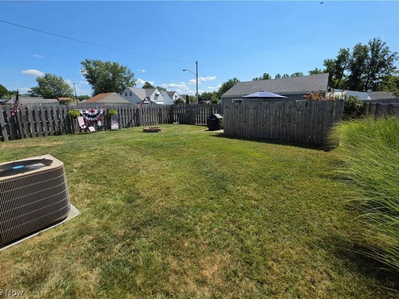 230 E 288th Street , Willowick, OH 44095 Photo 14