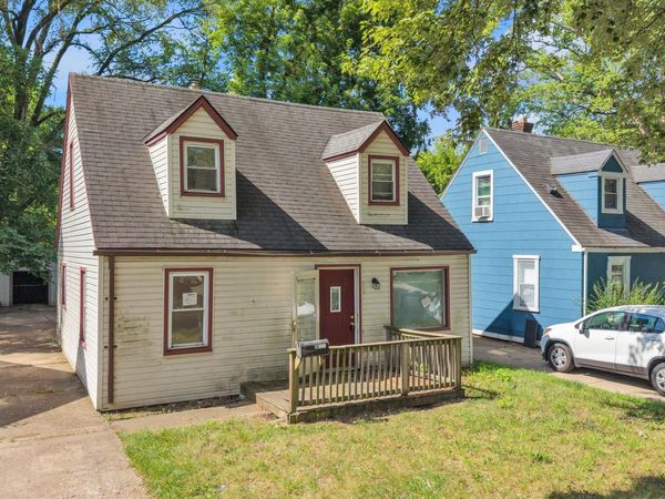 26005 Currier Street, Dearborn Heights, Mi 48125