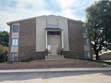 30445 W 14 Mile Road, Unit 71, Farmington Hills, Mi 48334