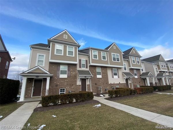 3220 JOHANNA WARE W, Wixom, Mi 48393