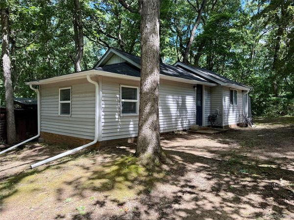 5145 Timber Lane, Norvell Township, Mi 49230