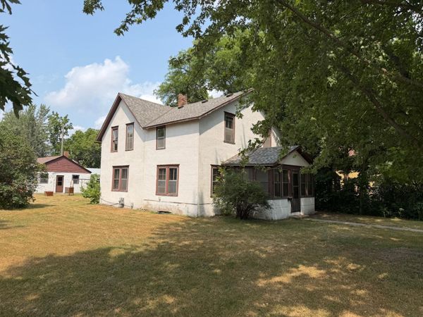 212 5th Street SE, Little Falls, MN 56345