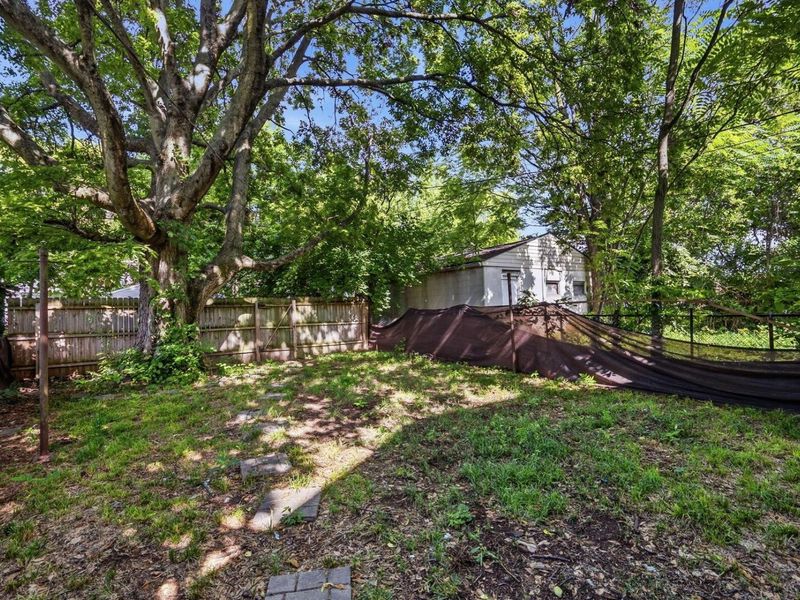 701 Berkeley Road , Columbus, OH 43205 Photo 37