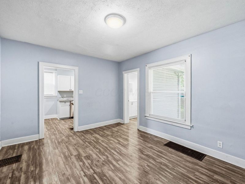 701 Berkeley Road , Columbus, OH 43205 Photo 9