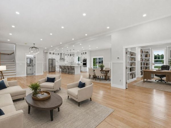 30 Mill St, Holliston, MA 01746