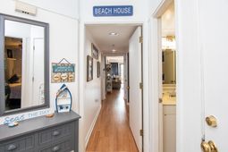 410 Melrose Pl. photo 4