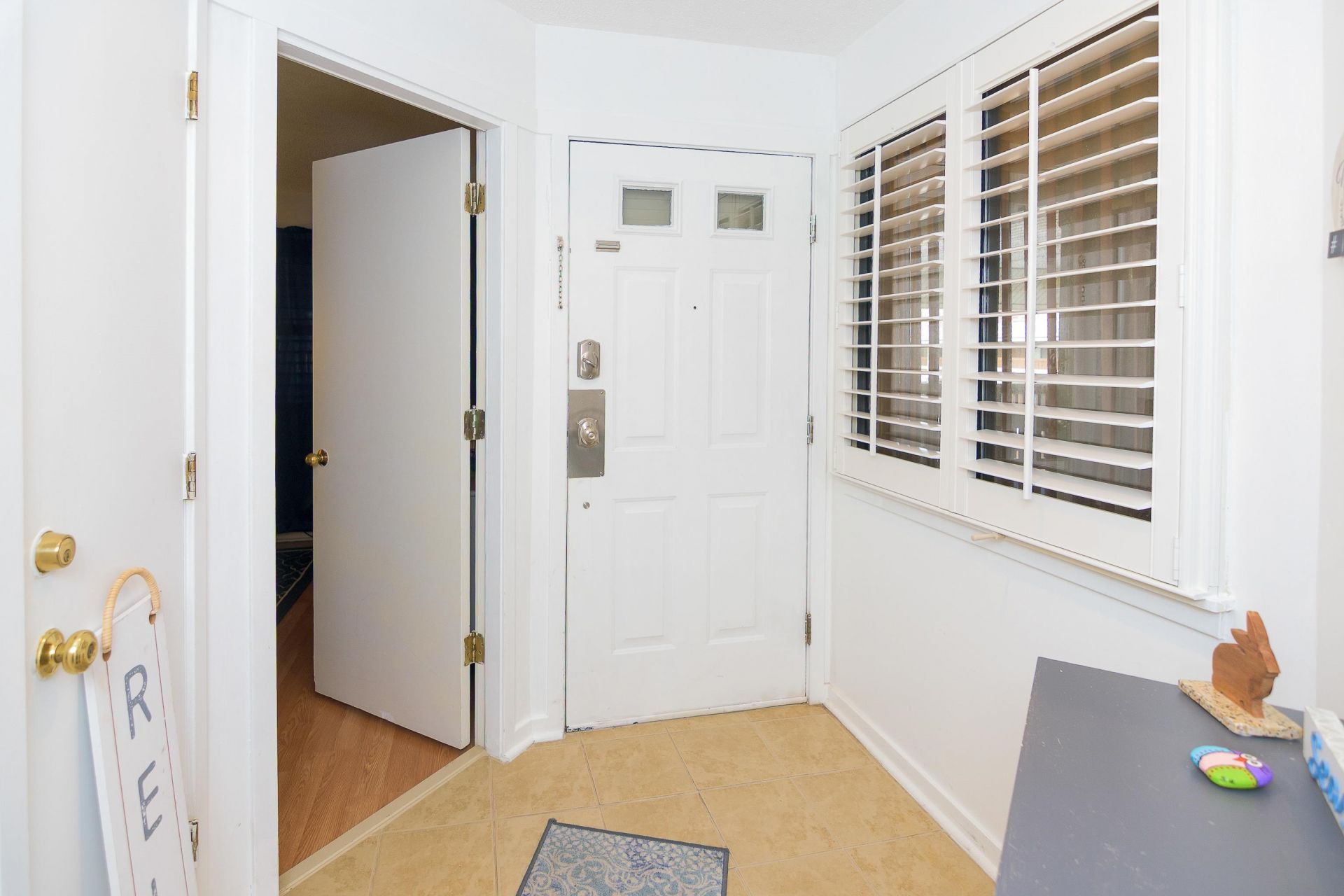 410 Melrose Pl. Photo 21