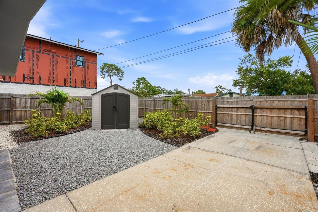 5016 Dartmouth Avenue N, Saint Petersburg, FL 33710 Photo