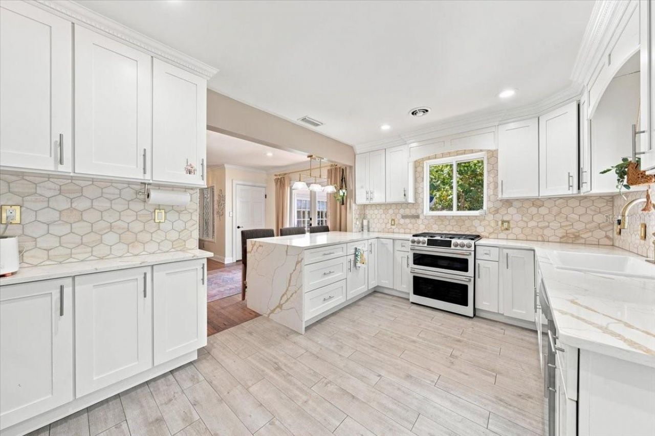 222 26th Avenue S, Saint Petersburg, FL 33705 Photo