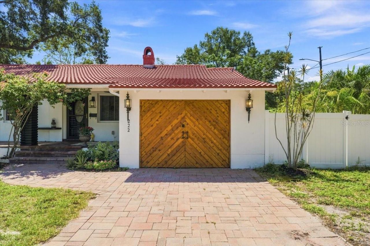 222 26th Avenue S, Saint Petersburg, FL 33705 Photo