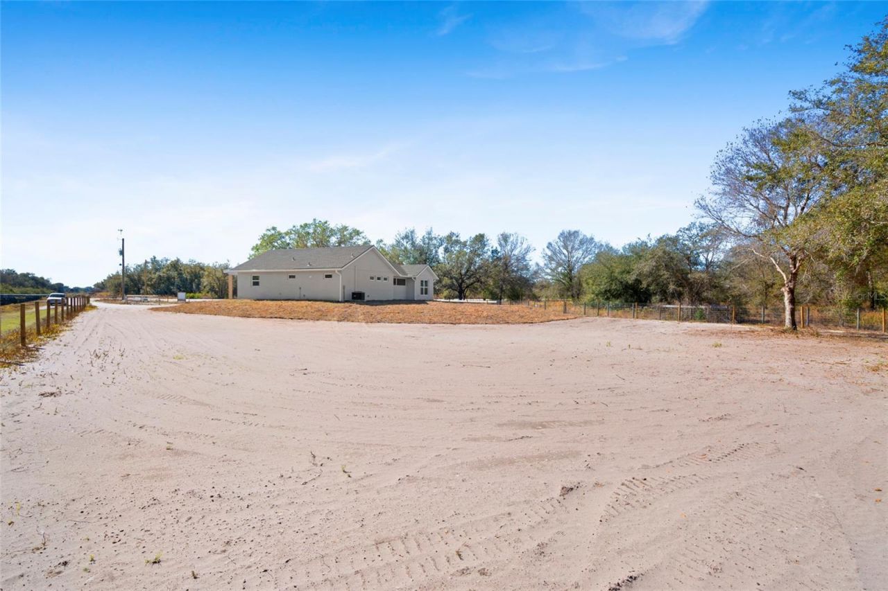 20806 NW 274th Street, Okeechobee, FL 34972 Photo