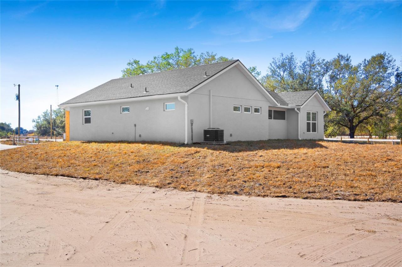 20806 NW 274th Street, Okeechobee, FL 34972 Photo