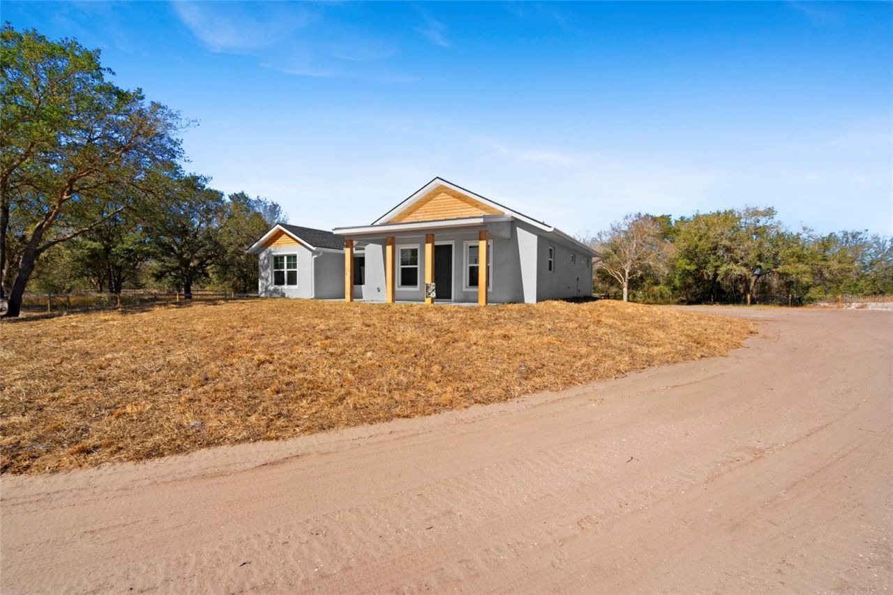 20806 NW 274th Street, Okeechobee, FL 34972 Photo