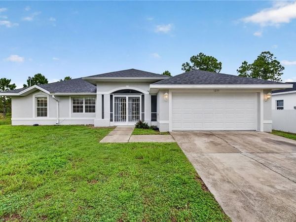 1235 Cloplon ST E, LEHIGH ACRES, FL 33974