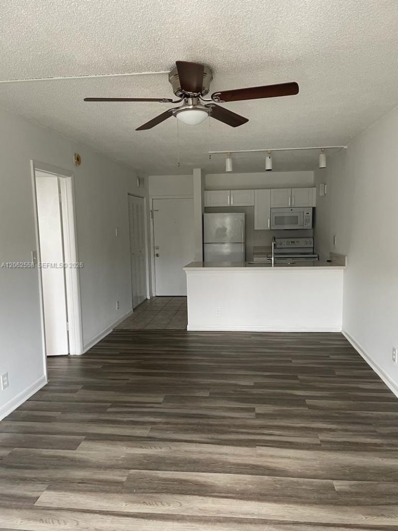 2771 Riverside Dr, Unit 307-A, Coral Springs, FL 33065 Photo