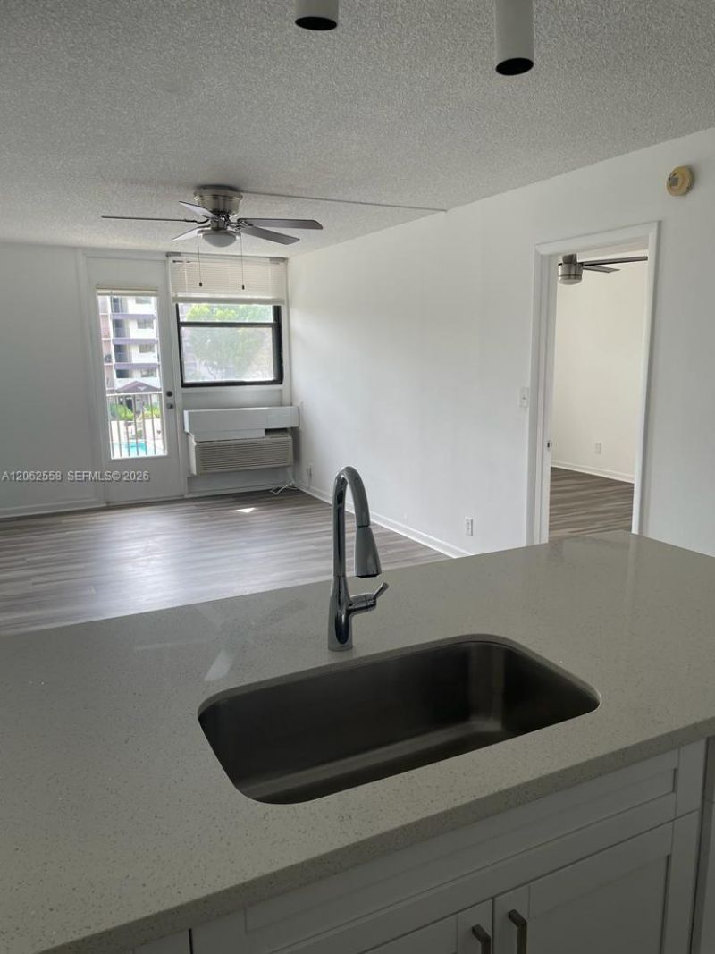 2771 Riverside Dr, Unit 307-A, Coral Springs, FL 33065 Photo