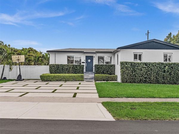 2401 SW 83rd Ave, Miami, FL 33155
