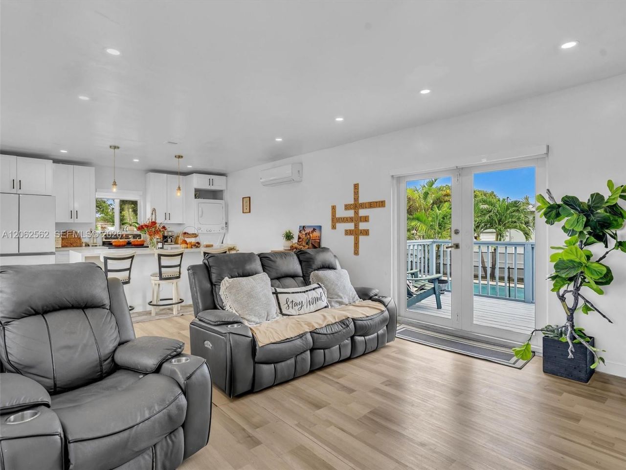 2401 SW 83rd Ave, Miami, FL 33155 Photo