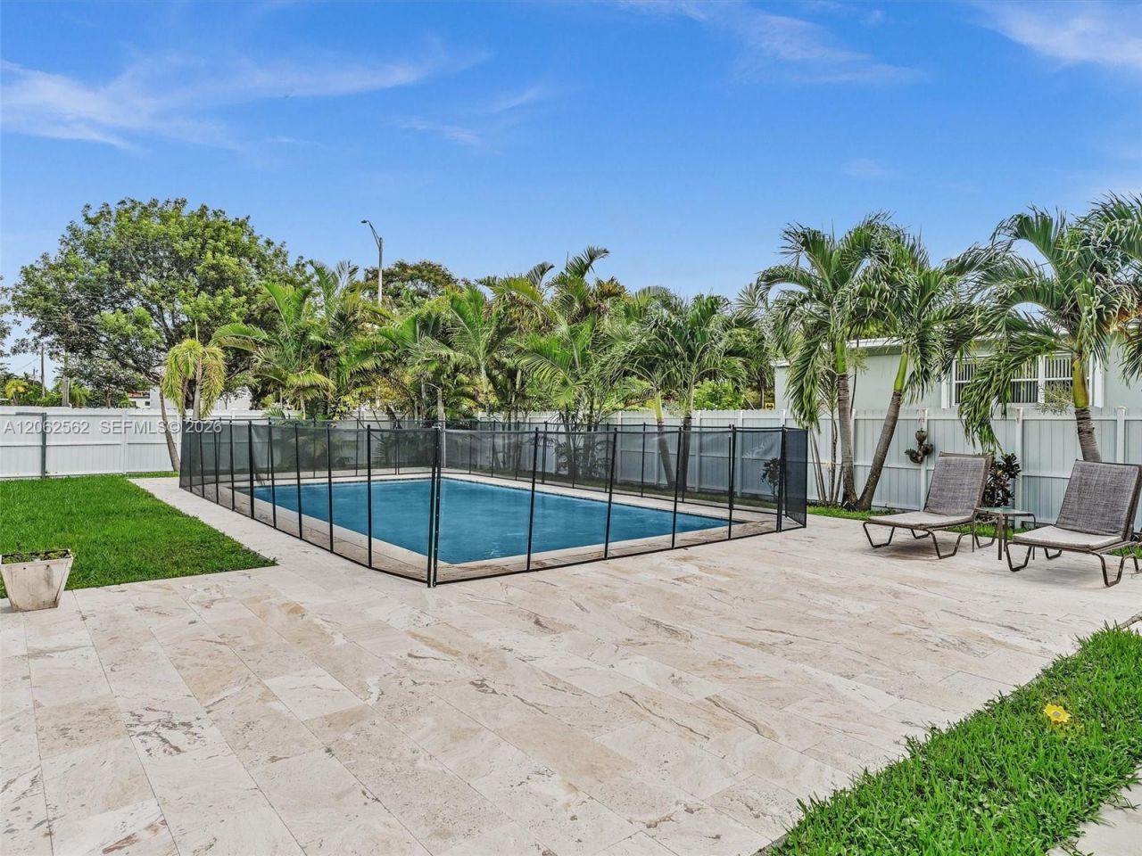 2401 SW 83rd Ave, Miami, FL 33155 Photo