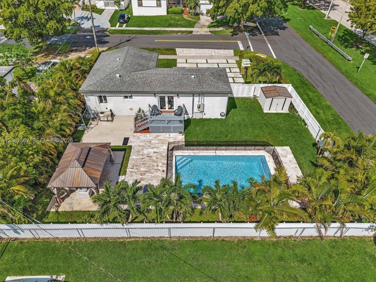 2401 SW 83rd Ave, Miami, FL 33155 Photo
