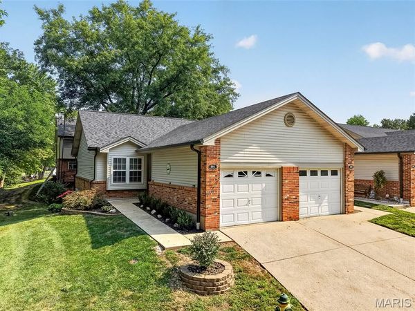 201 Fawn Meadow Court, Unit 154, O'Fallon, MO 63366