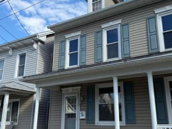 119 N ROBESON STREET, ROBESONIA, PA 19551