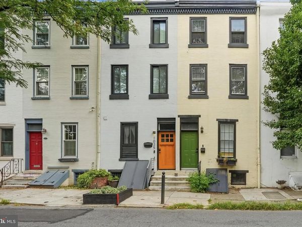 1023 LOMBARD STREET, PHILADELPHIA, PA 19147