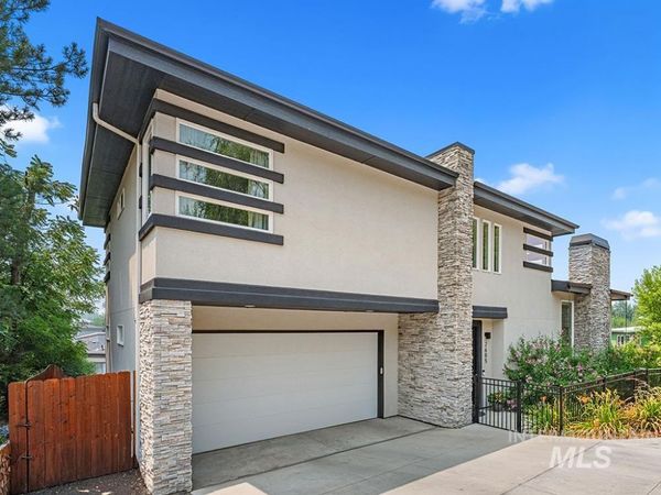 2605 W Hill Rd, Boise, ID 83702