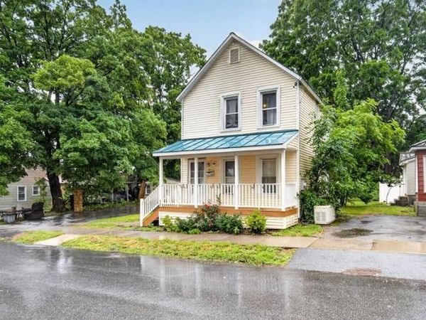 11 Granite Street, Saratoga Springs, NY 12866