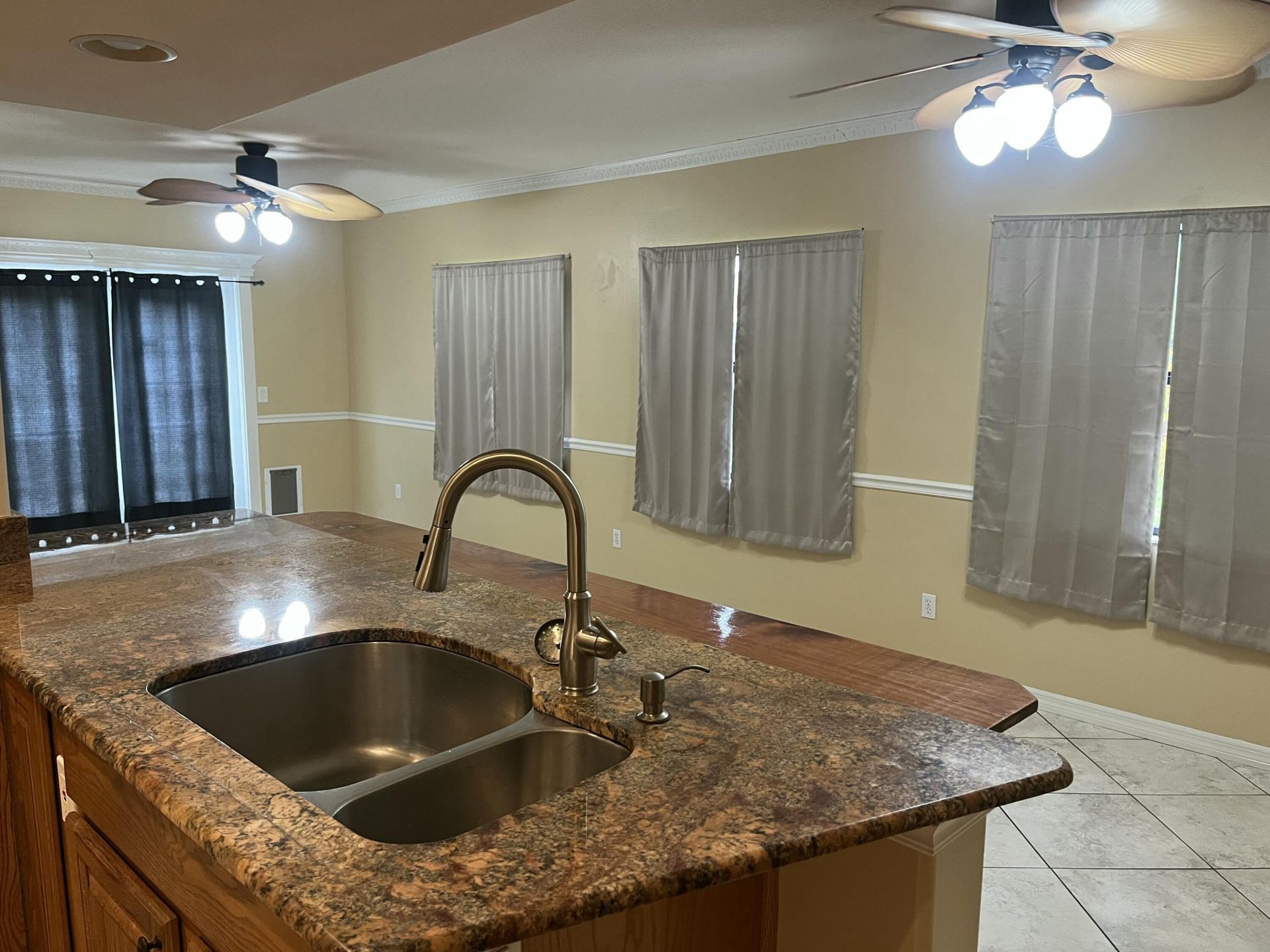 1073 SW Canary Terrace, Port Saint Lucie, FL 34953 Photo
