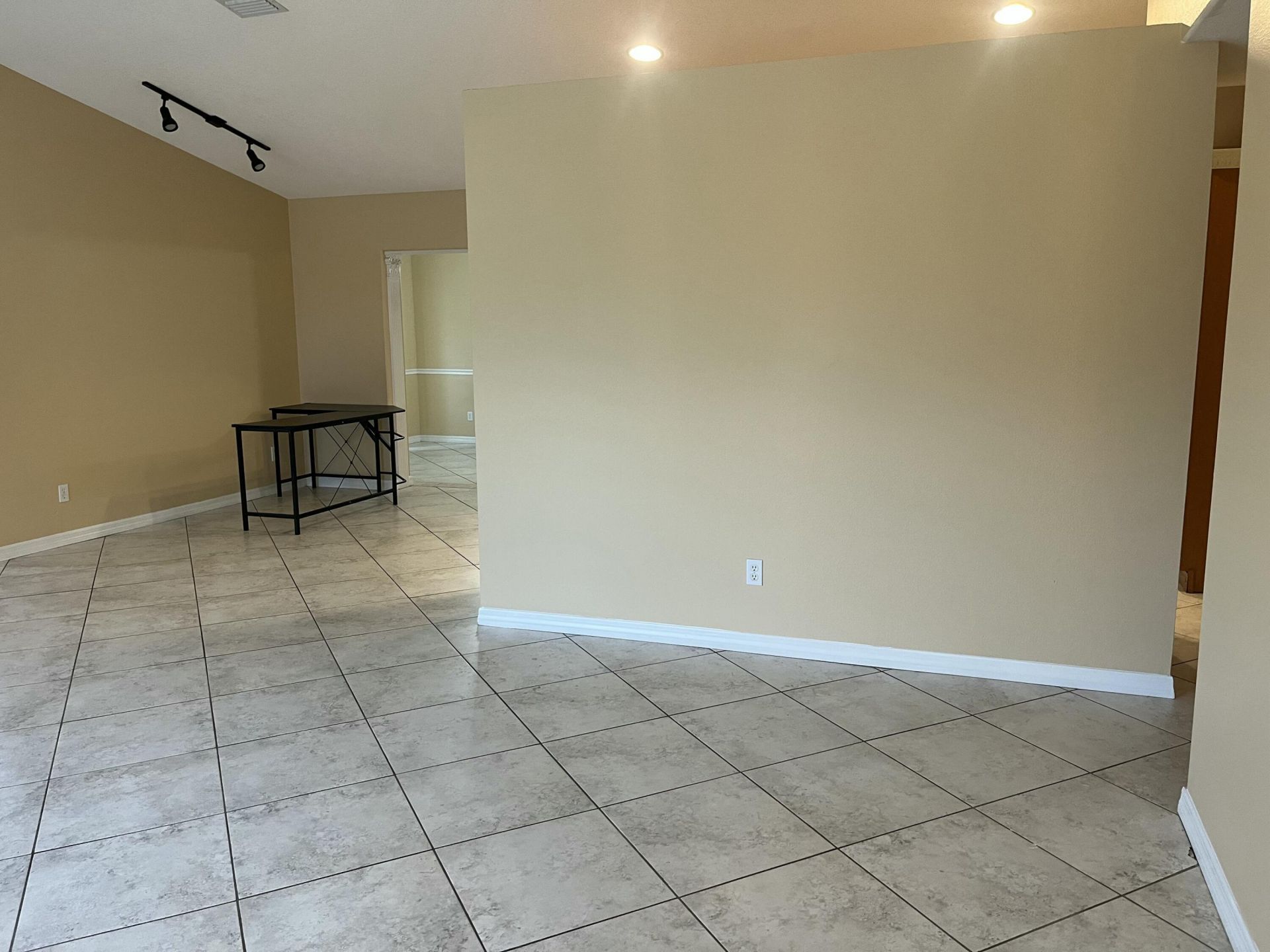 1073 SW Canary Terrace, Port Saint Lucie, FL 34953 Photo