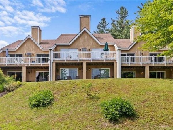 110 Mountainside Drive, Unit J 103, Stowe, VT 05672
