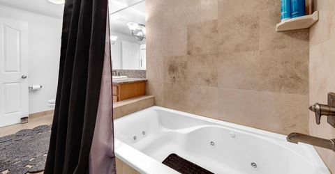 200 W 2nd Street, Unit APT 501, Reno, NV 89501 Photo