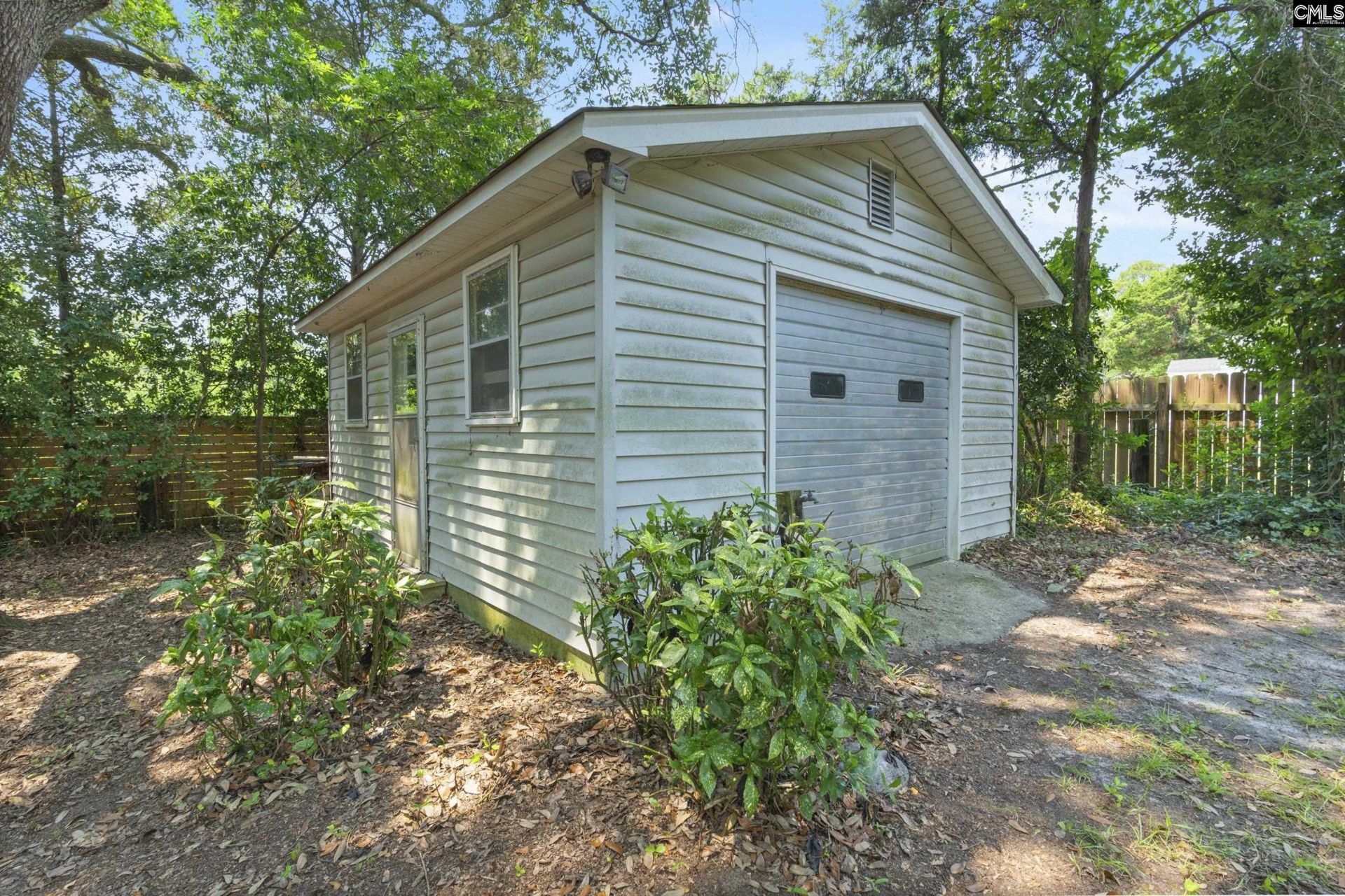 6311 N Trenholm Road  Photo 5