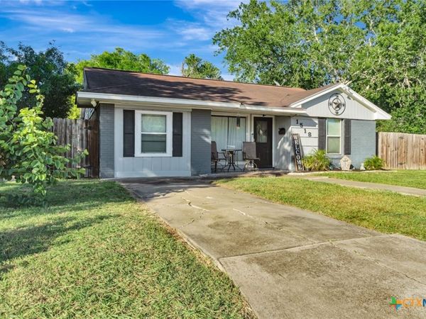 1518 Bonham Dr. , Victoria, TX 77901