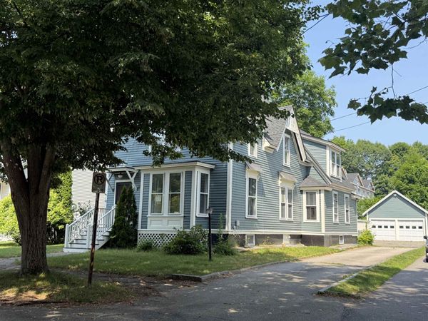 15 Gill Street, Exeter, NH 03833