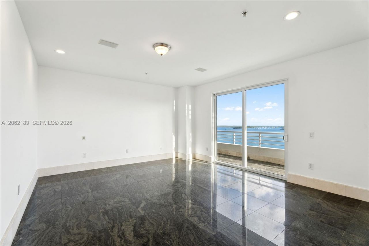 1402 Brickell Bay Dr, Unit 1601, Miami, FL 33131 Photo